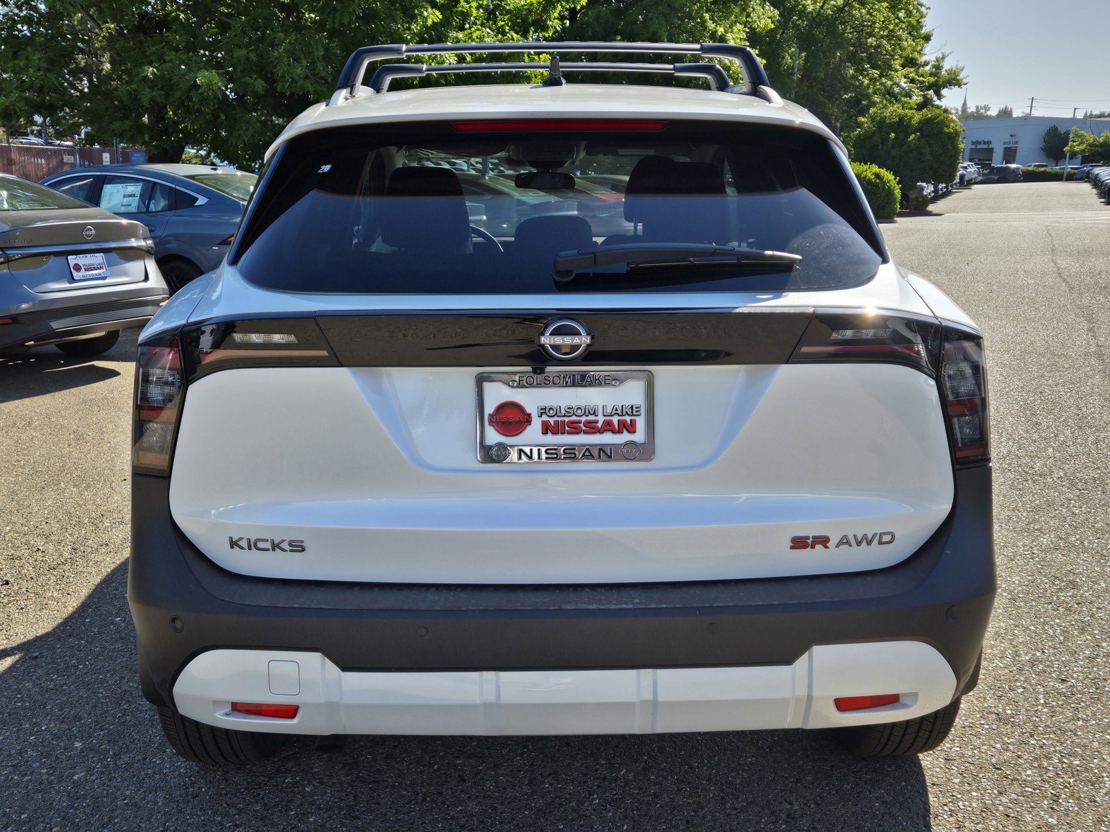 New 2026 Nissan Kicks SR AWD/4WD image 5
