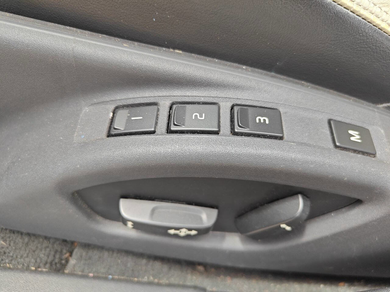 Used 2013 Volvo S60 T5 image 14