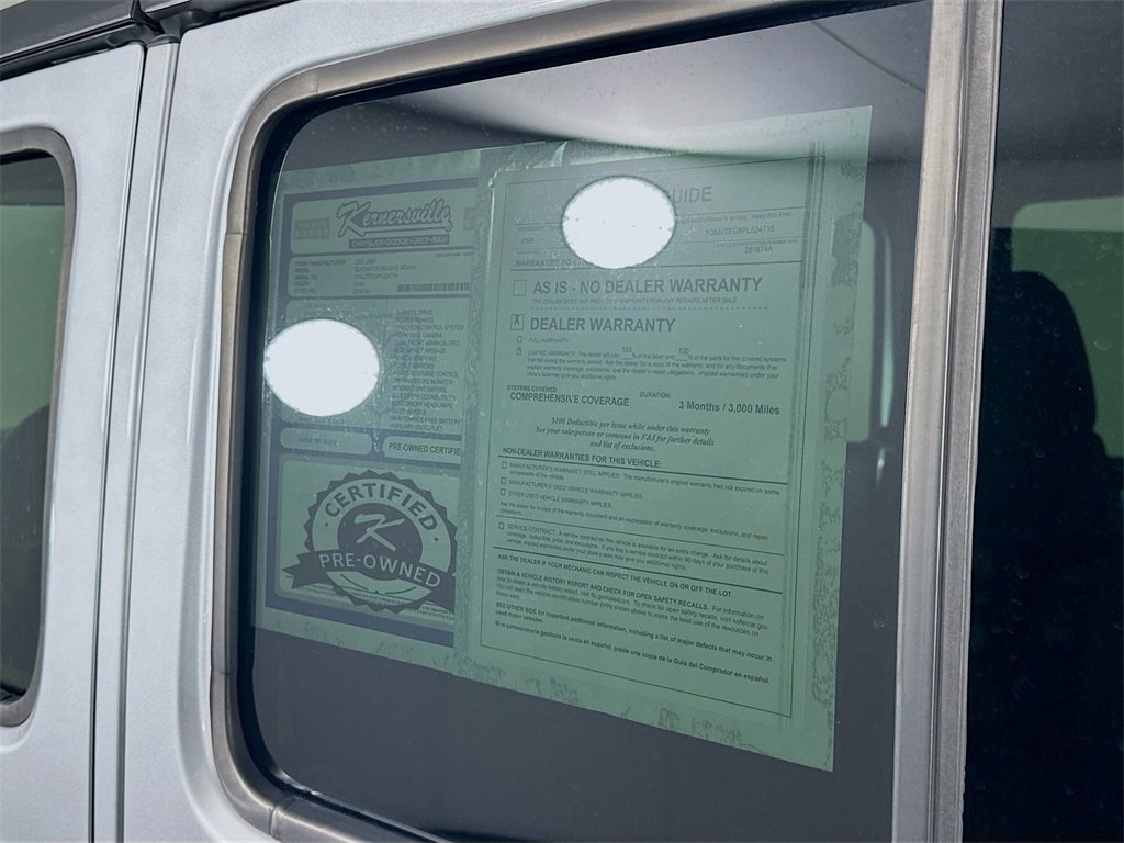 Used 2023 Jeep Gladiator Mojave w/ Cold Weather Group image 37