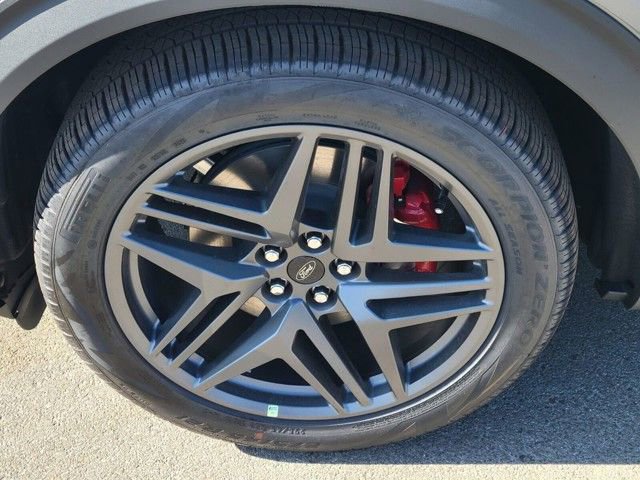 New 2026 Ford Explorer ST w/ Sun And Sound Package image 6