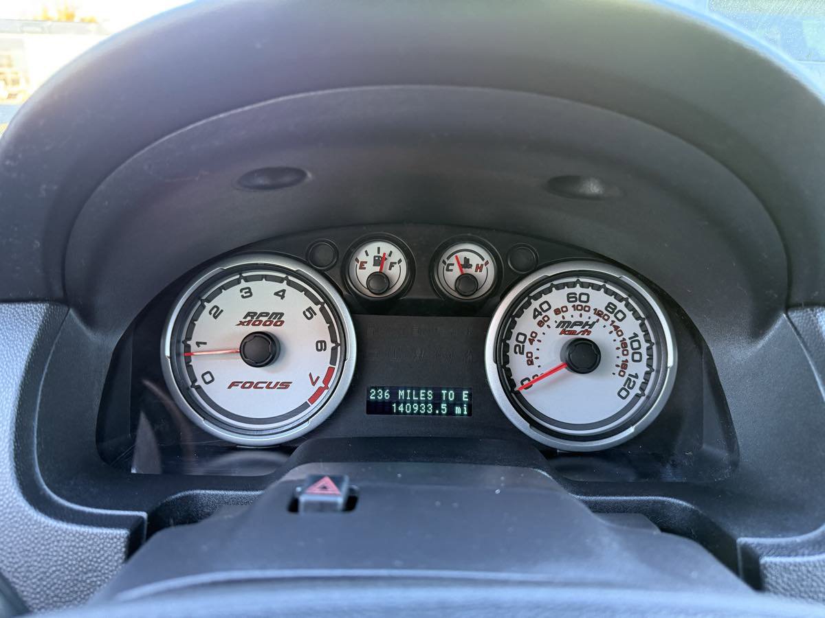 Used 2011 Ford Focus SE image 15