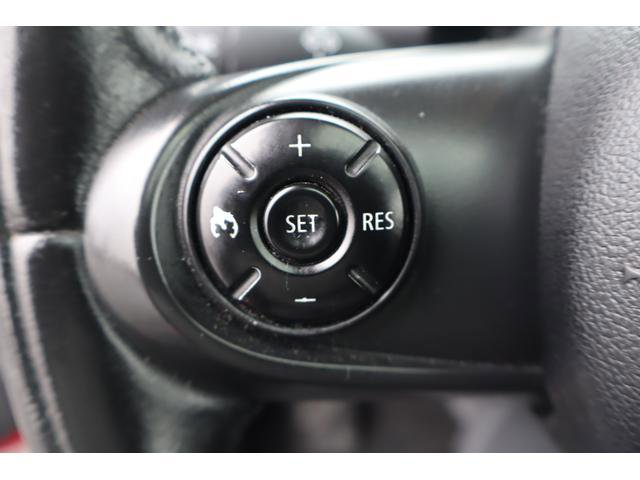Used 2015 MINI Cooper 2-Door Hardtop image 11