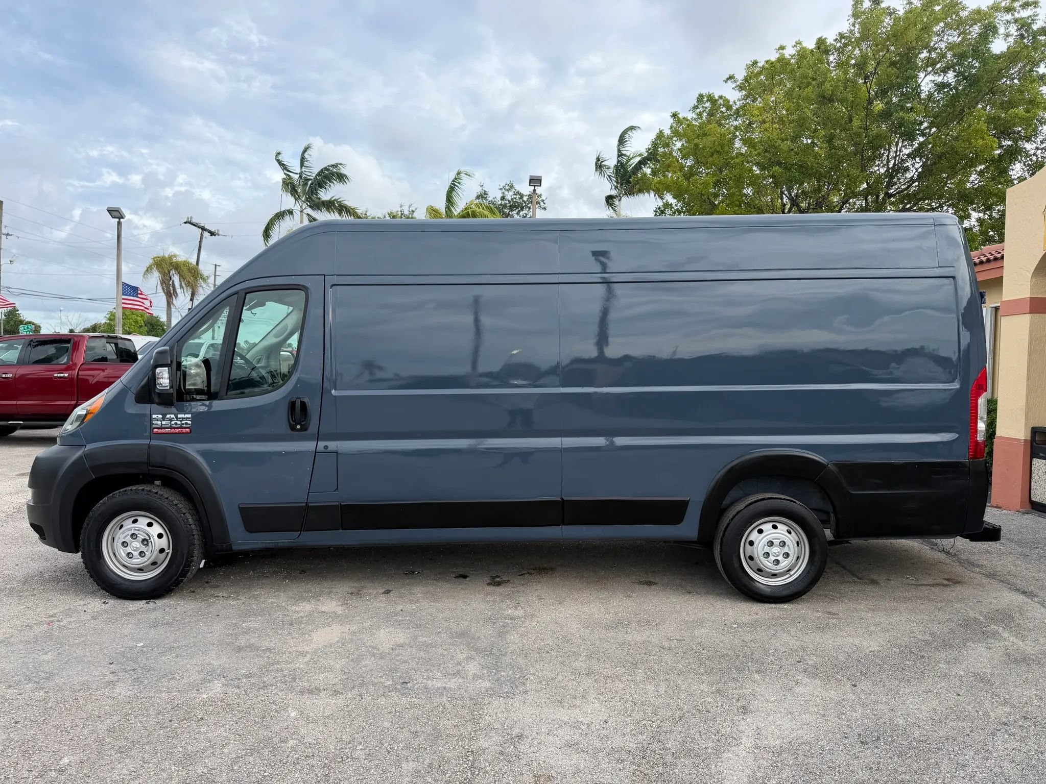 Used 2020 RAM ProMaster 3500 159 High Roof Extended FWD image 2