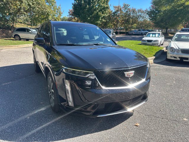Used 2024 Cadillac XT6 Sport w/ Platinum Package AWD/4WD image 3