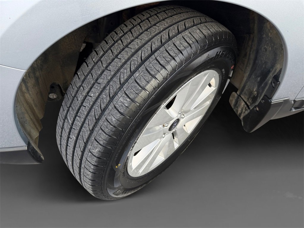 Used 2015 Subaru Outback 2.5i Premium image 10