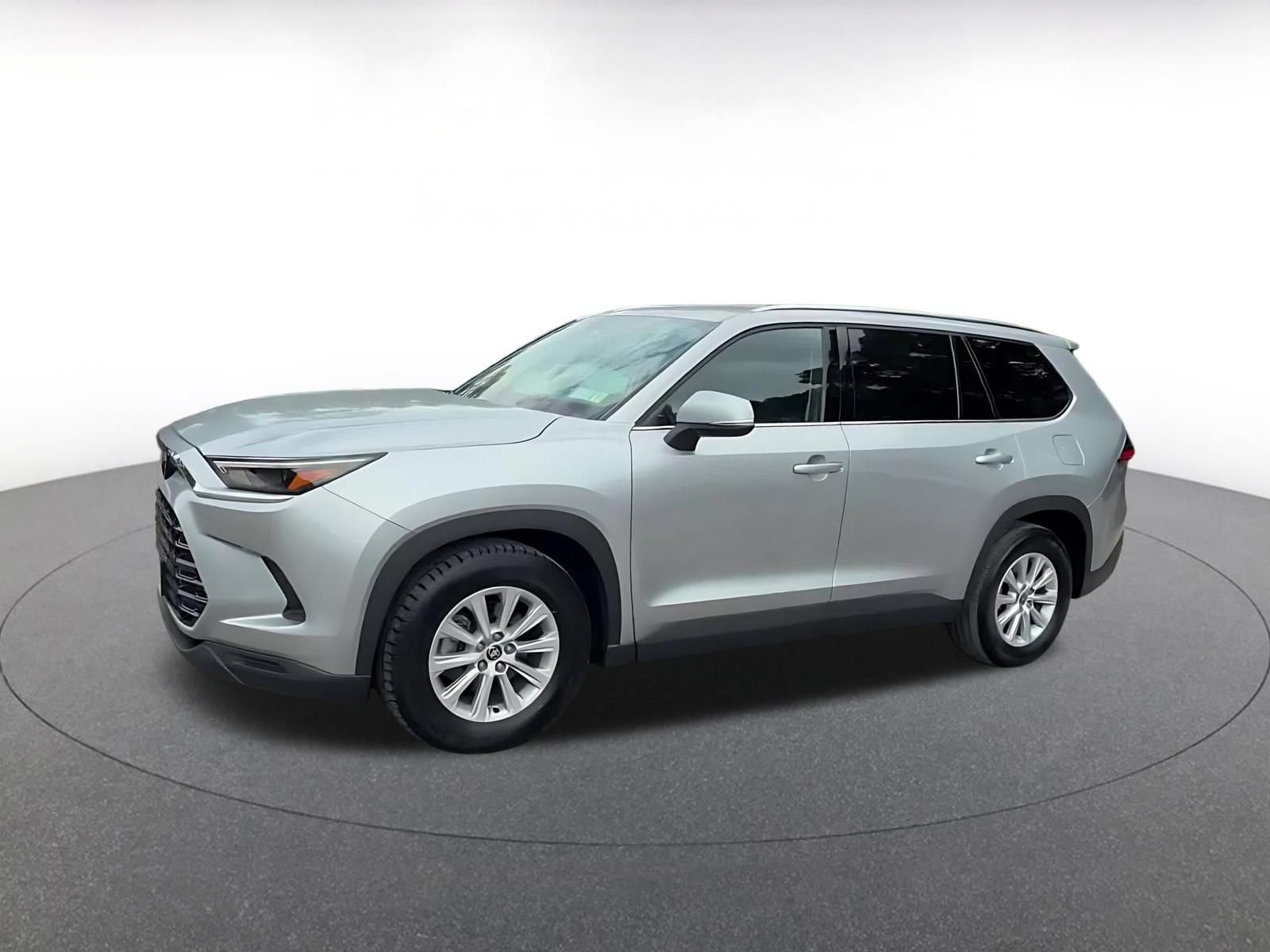 Used 2025 Toyota Grand Highlander FWD image 8