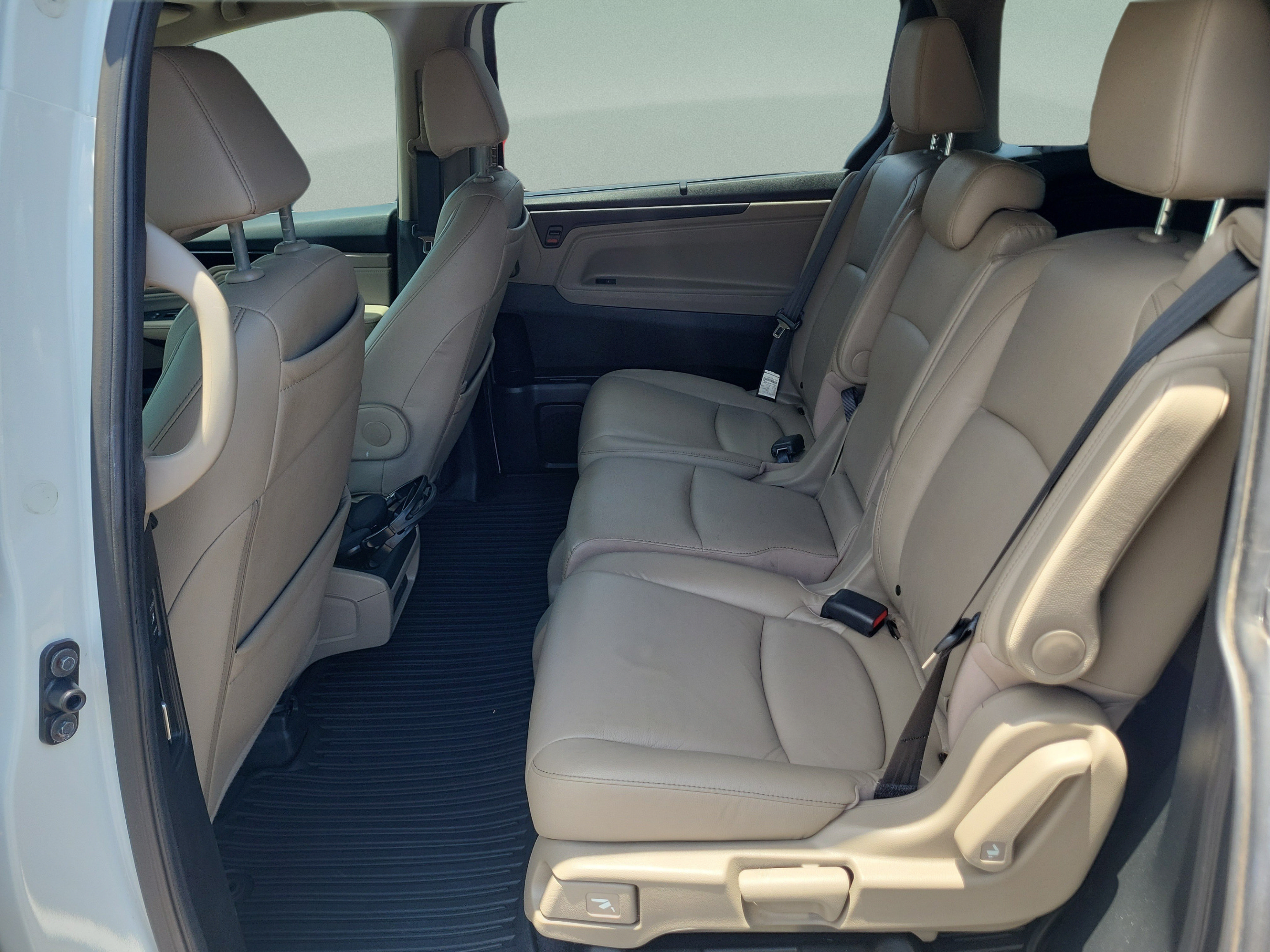 Certified 2021 Honda Odyssey Touring image 9