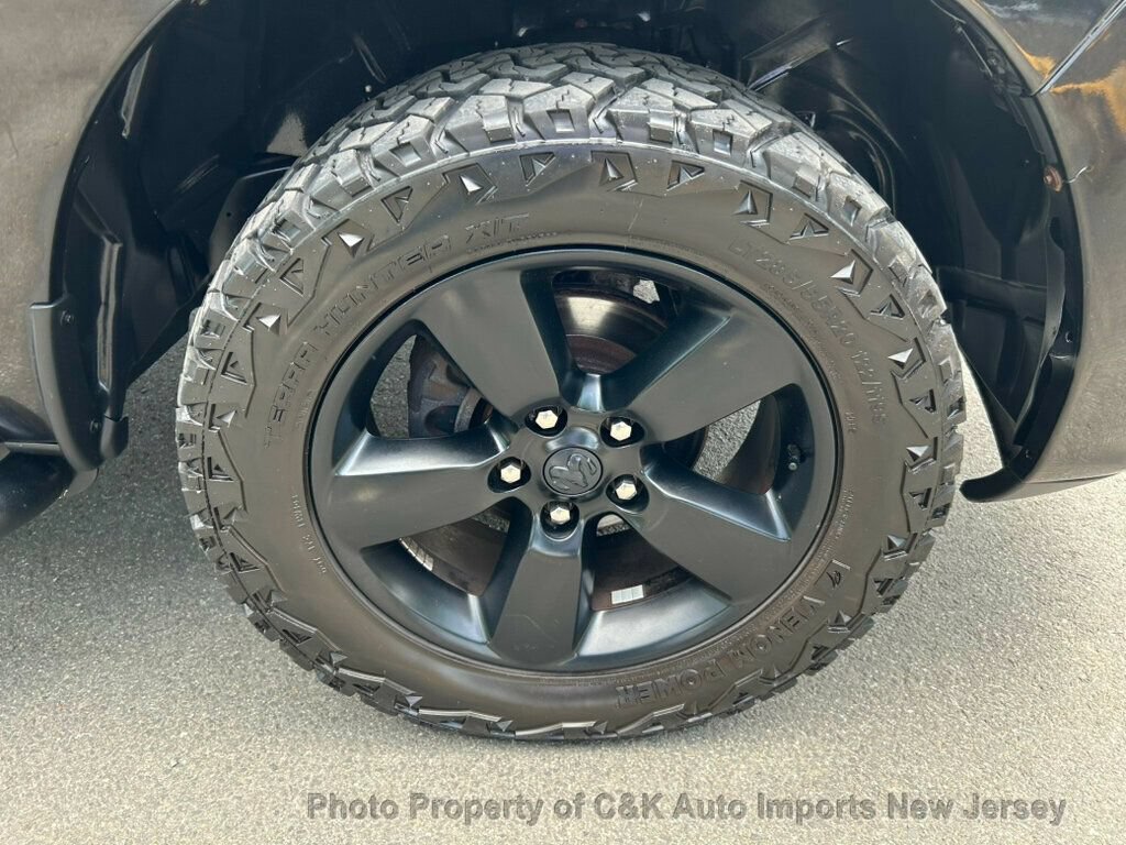 Used 2018 RAM 1500 Express w/ Black Ram 1500 Express Group AWD/4WD image 55