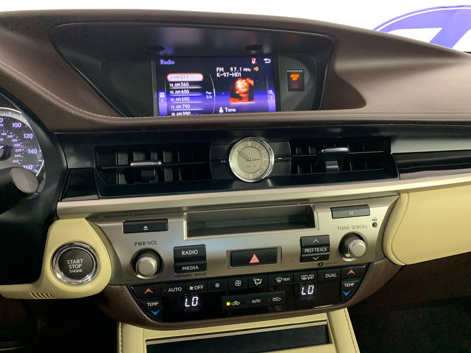 Used 2018 Lexus ES 350 w/ Accessory Package 2 FWD image 24