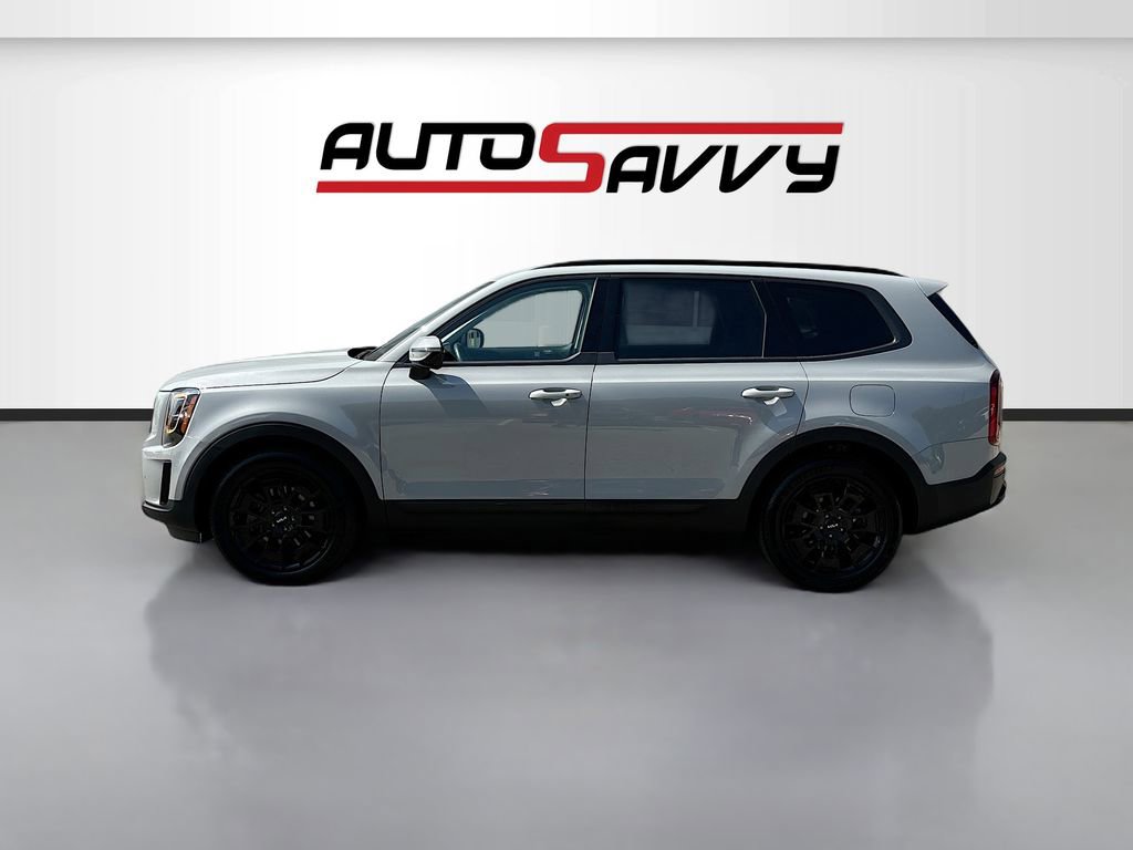 Used 2022 Kia Telluride SX w/ SX Prestige Package image 4