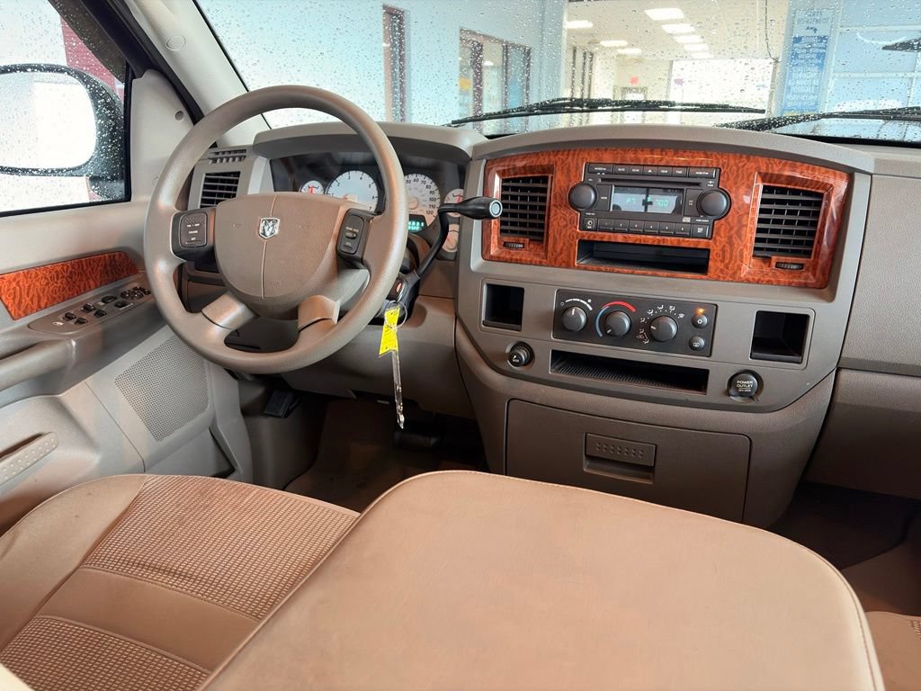 Used 2006 Dodge Ram 1500 Truck SLT w/ Trailer Tow Group RWD image 9