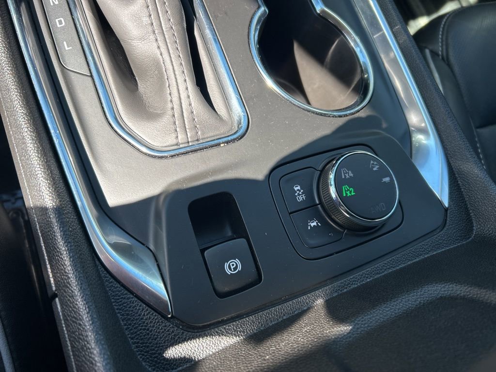 Used 2021 Chevrolet Traverse High Country image 12