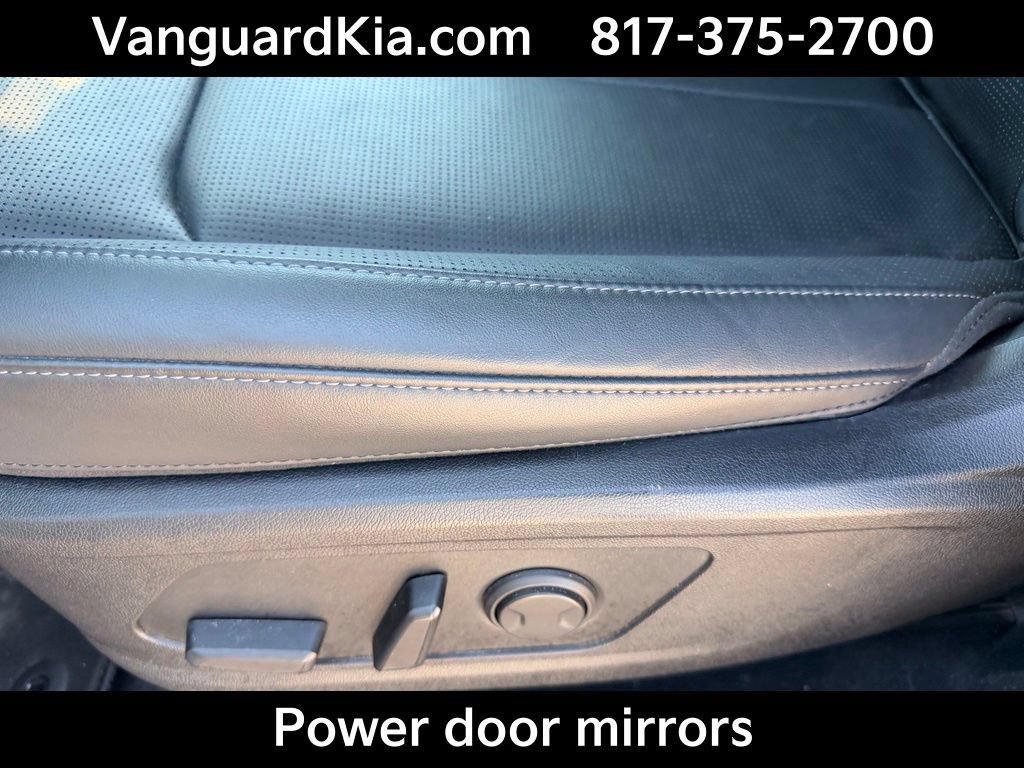Certified 2025 Kia Sorento S w/ Panoramic Sunroof Package FWD image 15