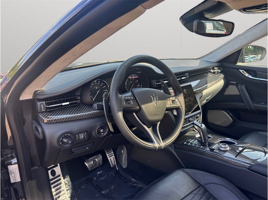 Used 2022 Maserati Quattroporte Trofeo RWD image 6