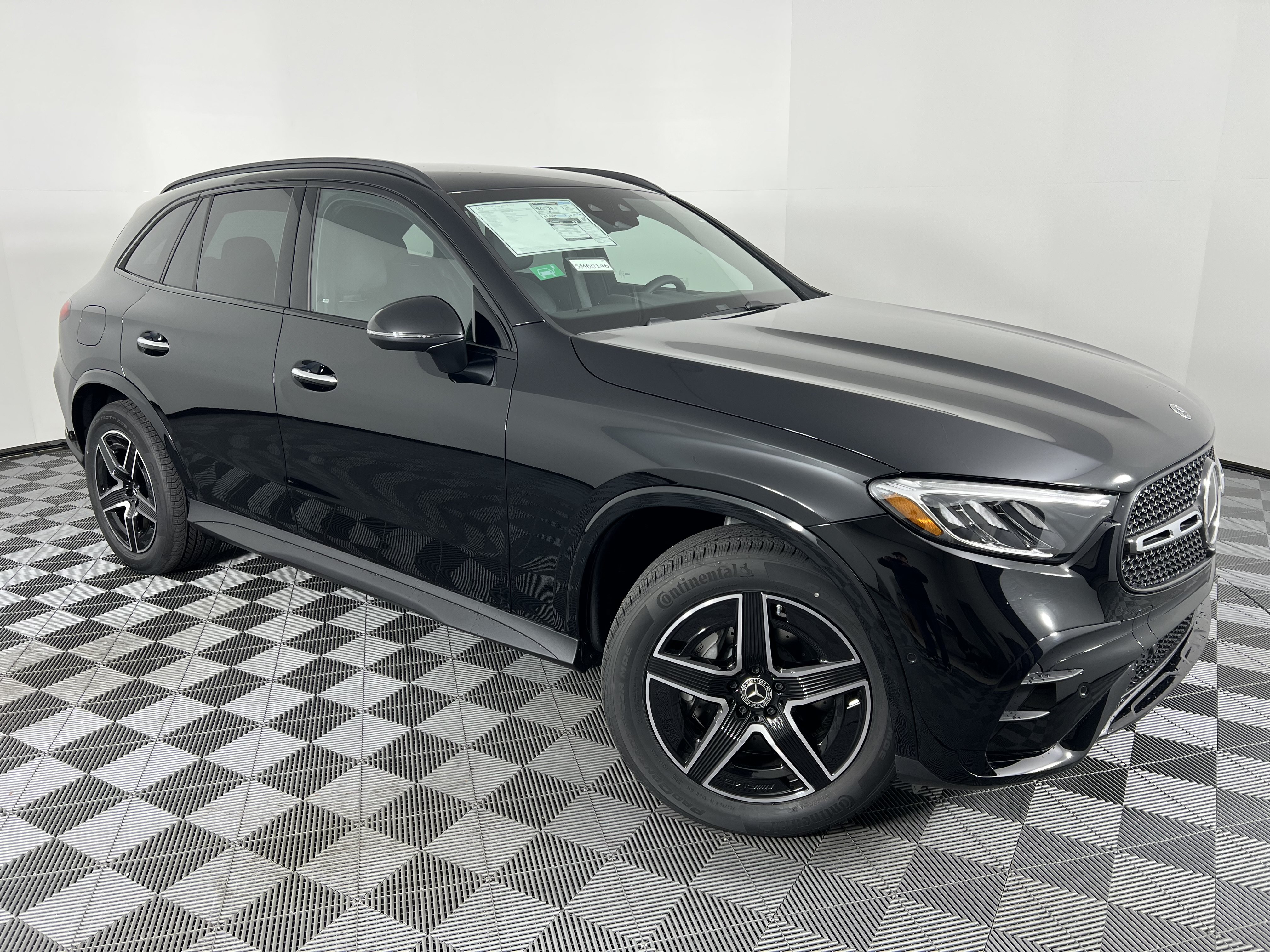 New 2026 Mercedes-Benz GLC 350e 4MATIC image 2