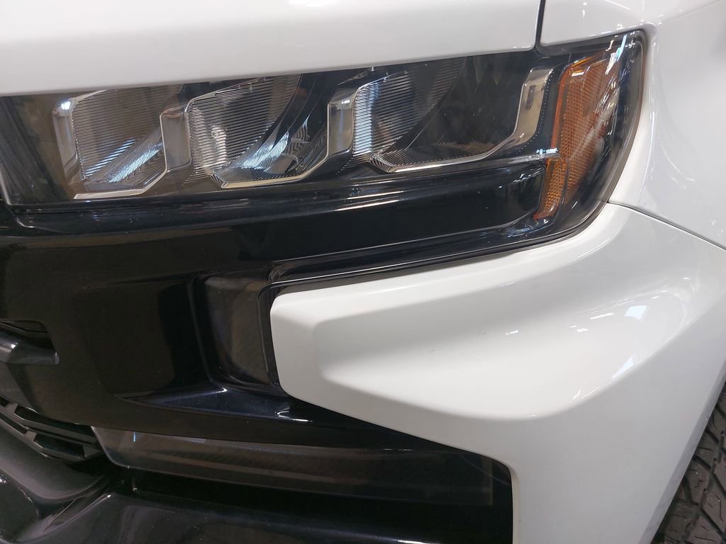 Used 2021 Chevrolet Silverado 1500 LT Trail Boss w/ Convenience Package II image 28