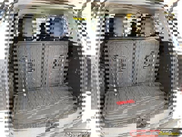 Used 2021 GMC Acadia AT4 w/ Trailering Package image 9