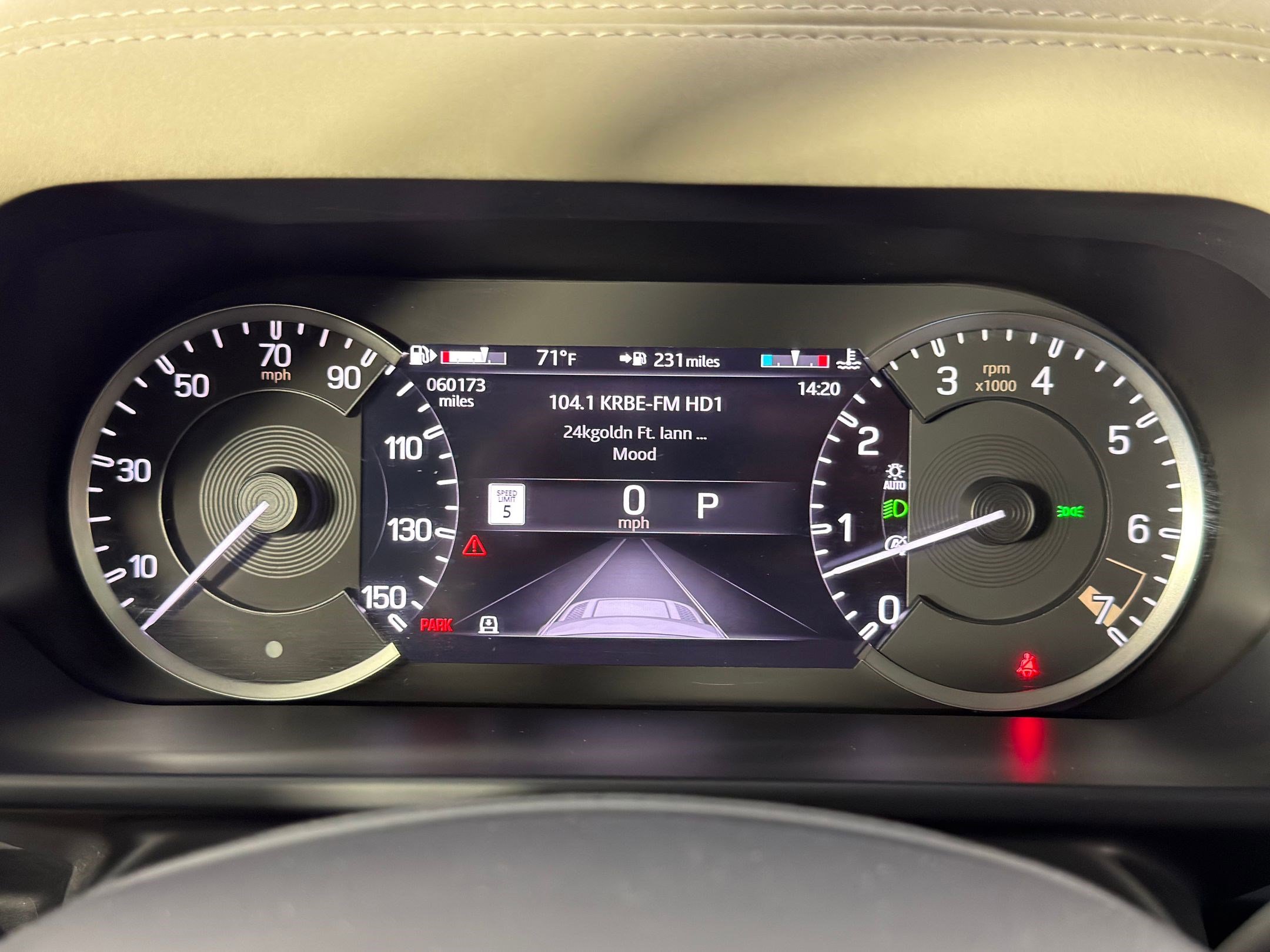 Used 2022 Land Rover Defender 110 X-Dynamic SE image 15