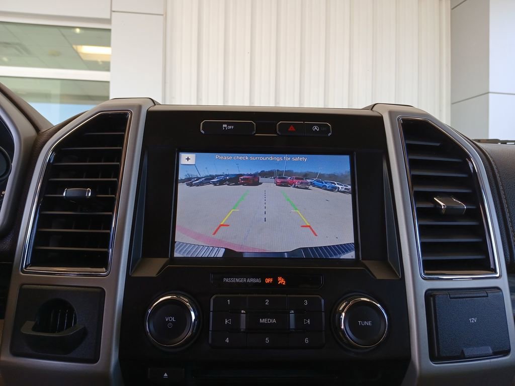 Used 2018 Ford F150 Lariat image 15