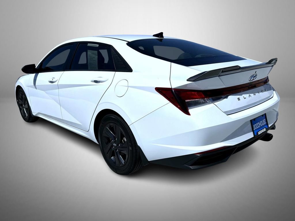 Used 2023 Hyundai Elantra SEL FWD image 7