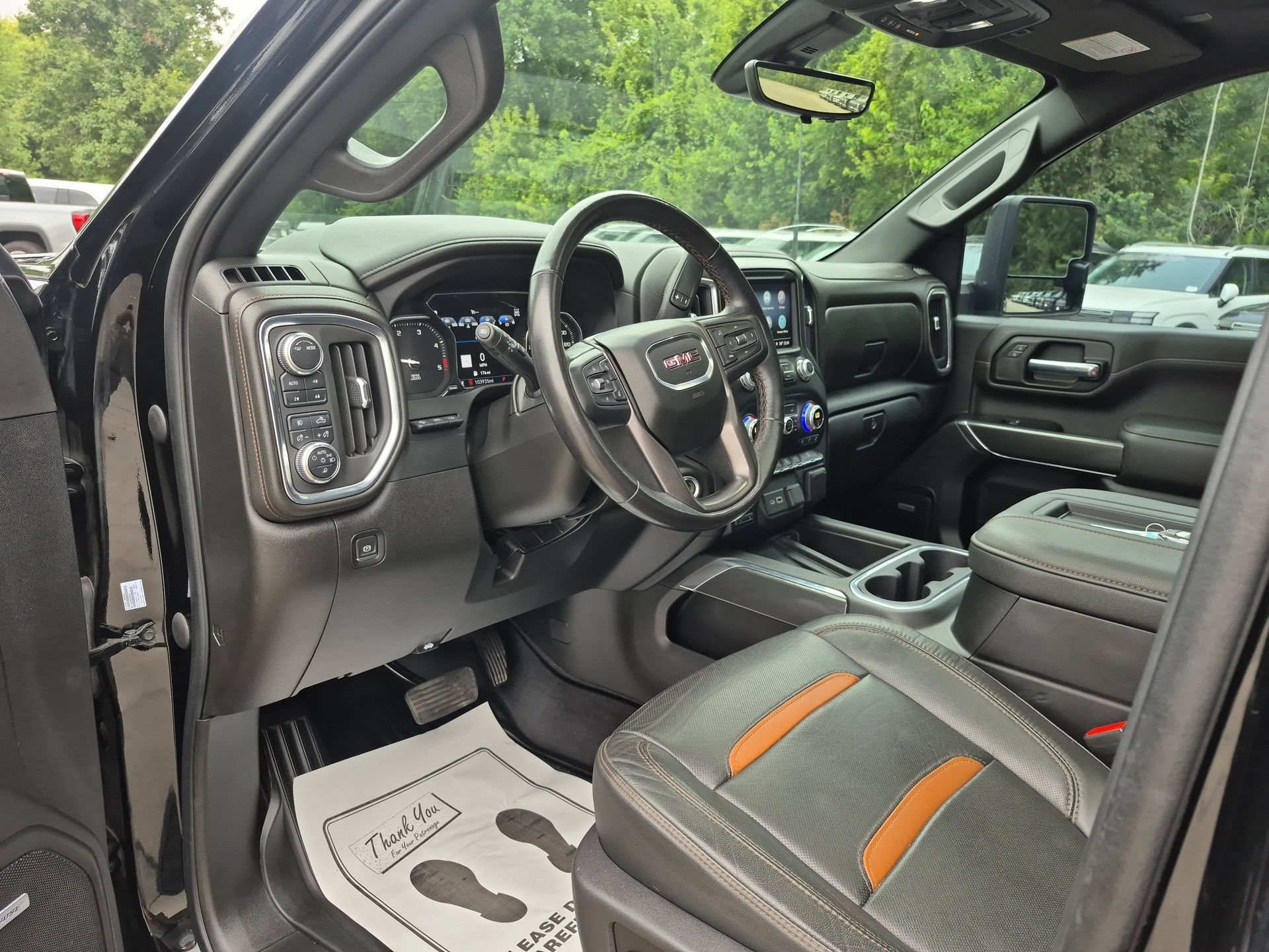 Certified 2022 GMC Sierra 3500 AT4 w/ AT4 Premium Plus Package AWD/4WD image 11