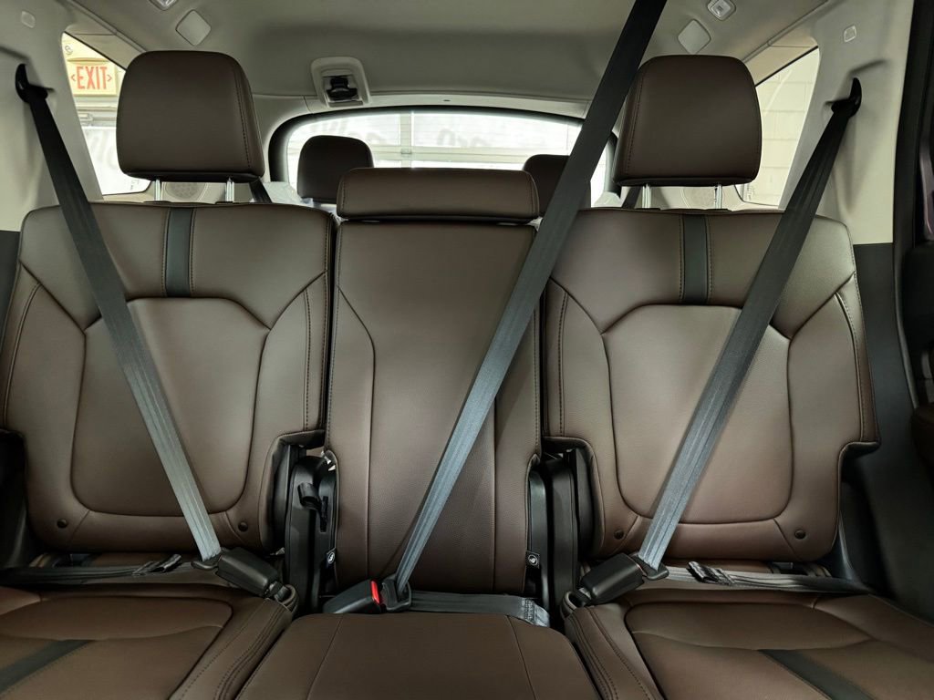New 2026 Honda Pilot Touring image 14
