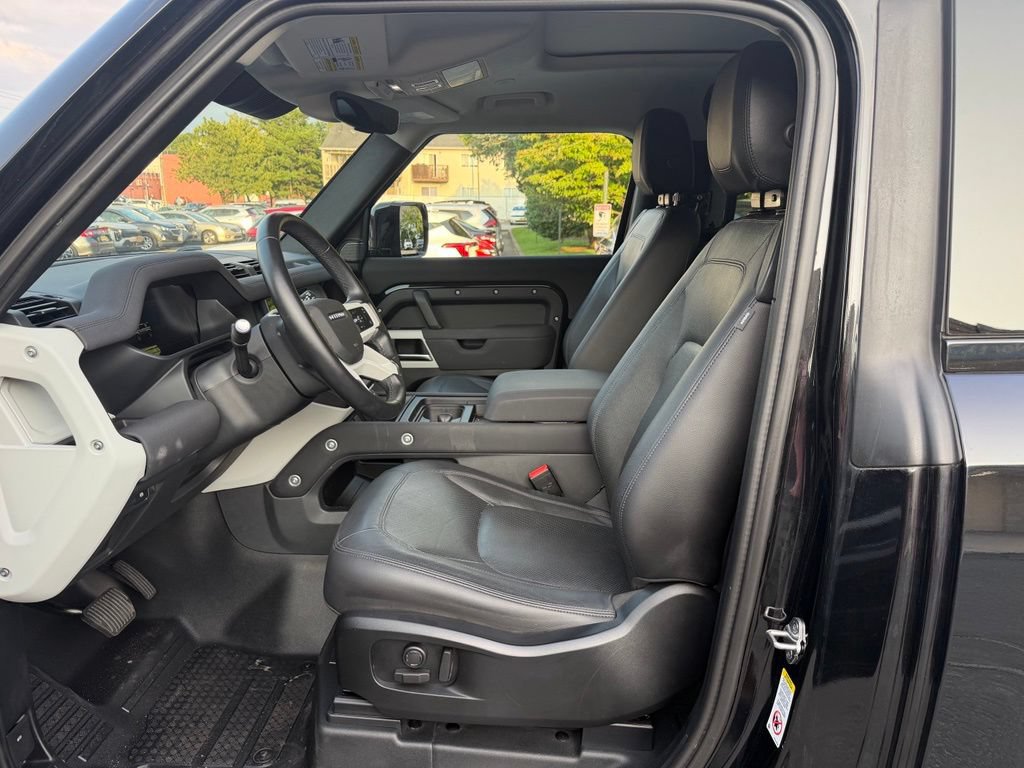 Used 2023 Land Rover Defender 90 S AWD/4WD image 11