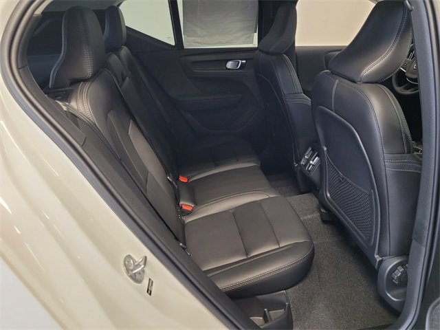 New 2026 Volvo XC40 B5 Core w/ Climate Package image 10