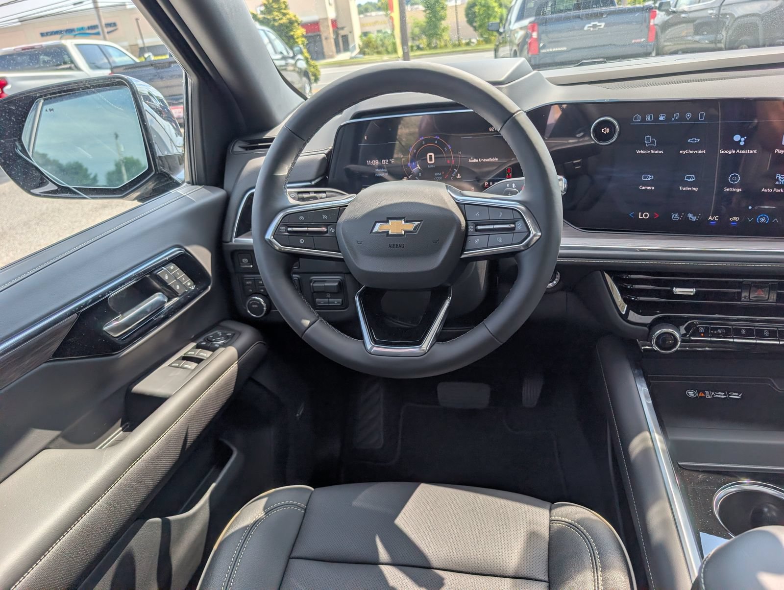 New 2026 Chevrolet Suburban Premier AWD/4WD image 18