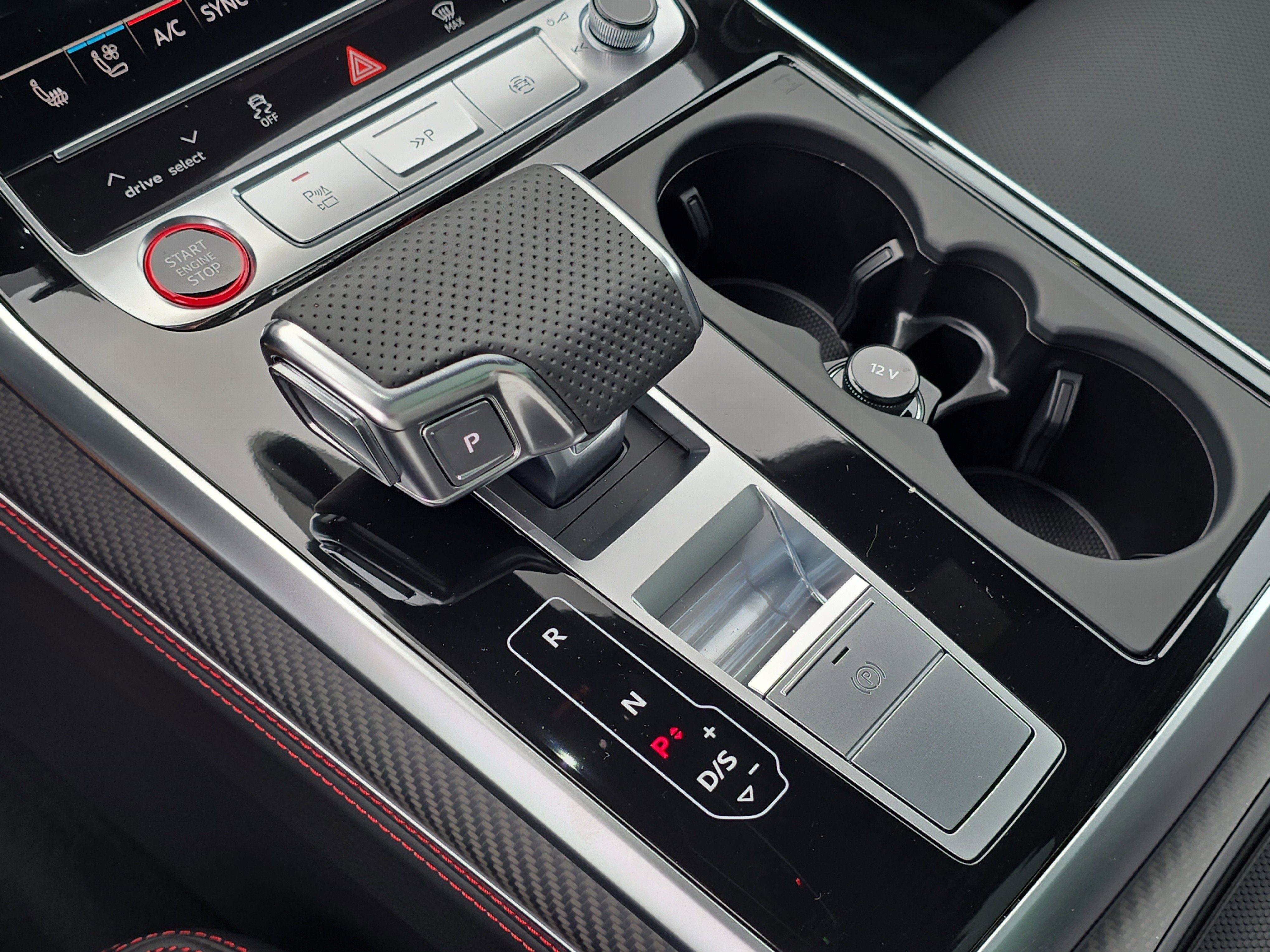 New 2025 Audi RS Q8 performance image 26