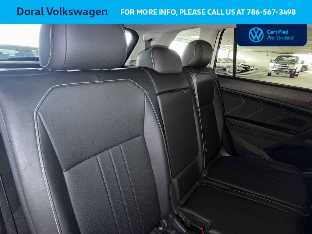 Certified 2022 Volkswagen Tiguan SE FWD image 26