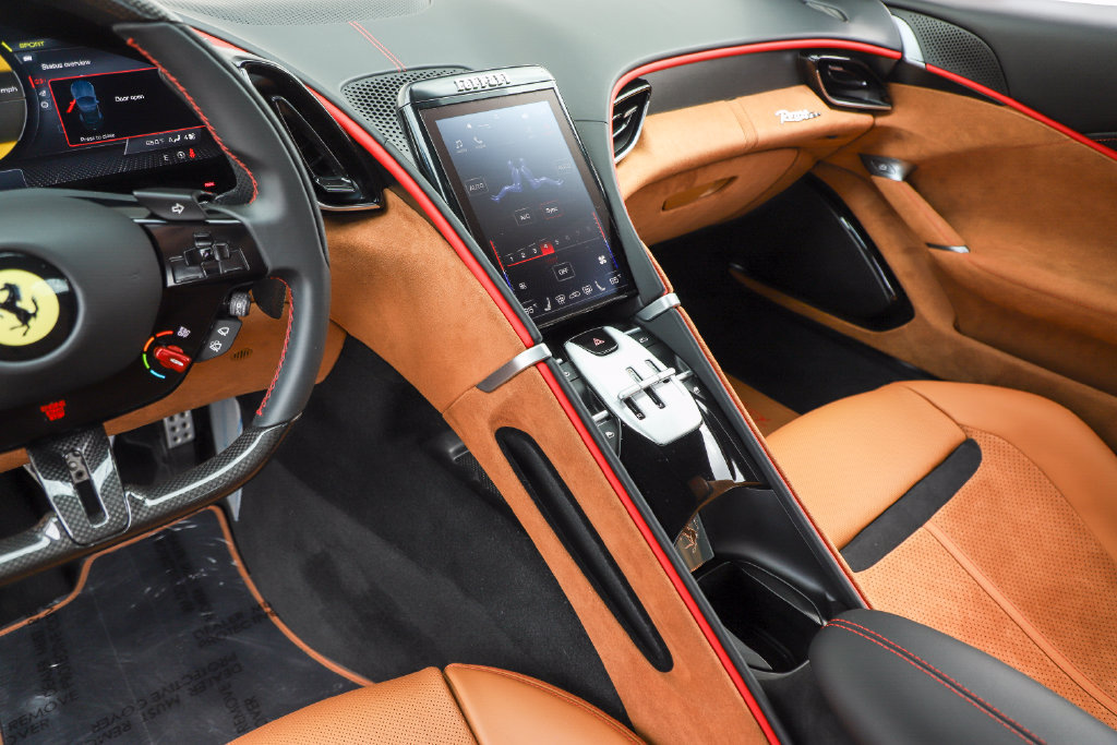 Certified 2026 Ferrari Roma Spider RWD image 34