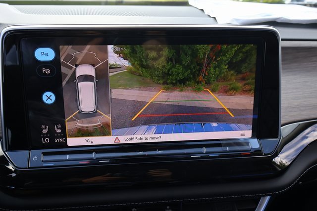 New 2026 Volkswagen Atlas SEL Premium R-Line image 24