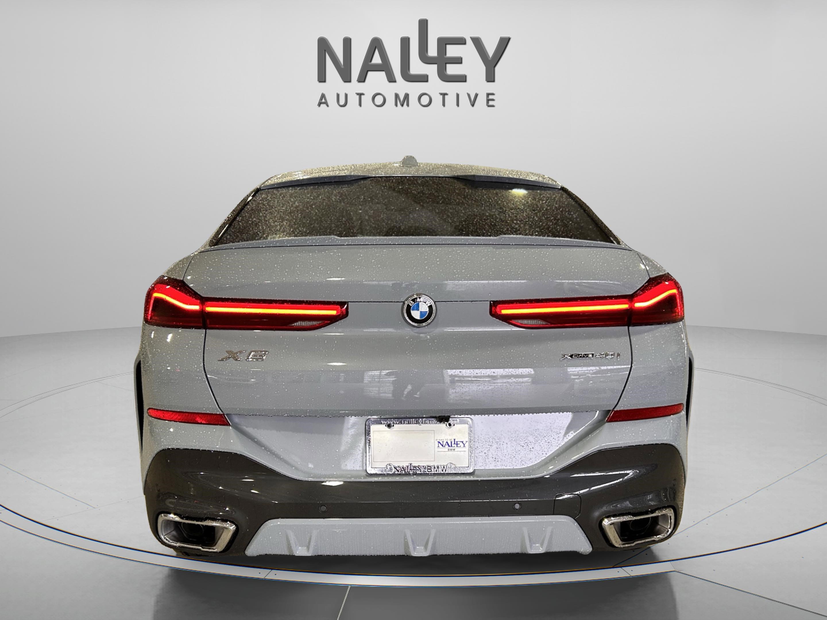 New 2026 BMW X6 xDrive40i w/ Climate Comfort Package image 3