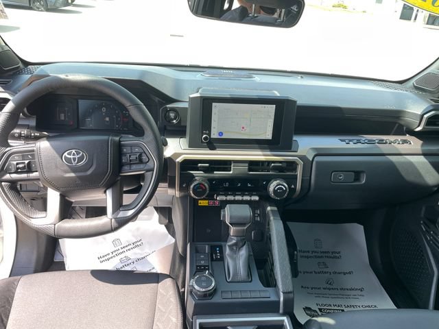 Used 2026 Toyota Tacoma SR5 AWD/4WD image 22