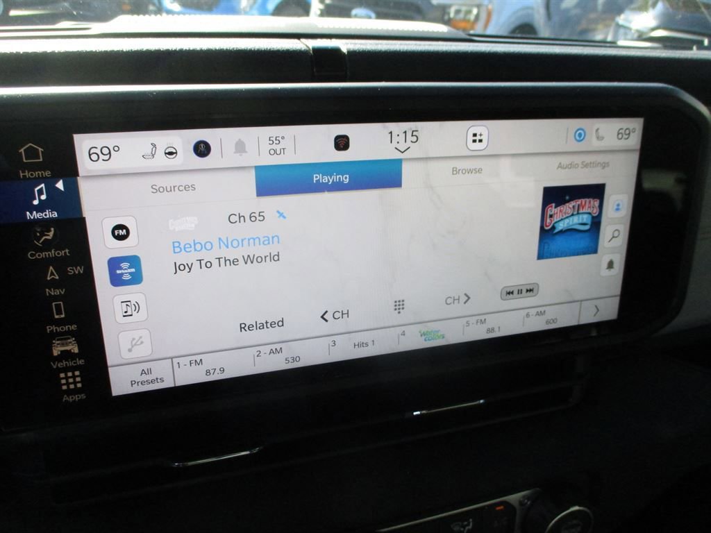 Used 2024 Jeep Gladiator Sport image 10