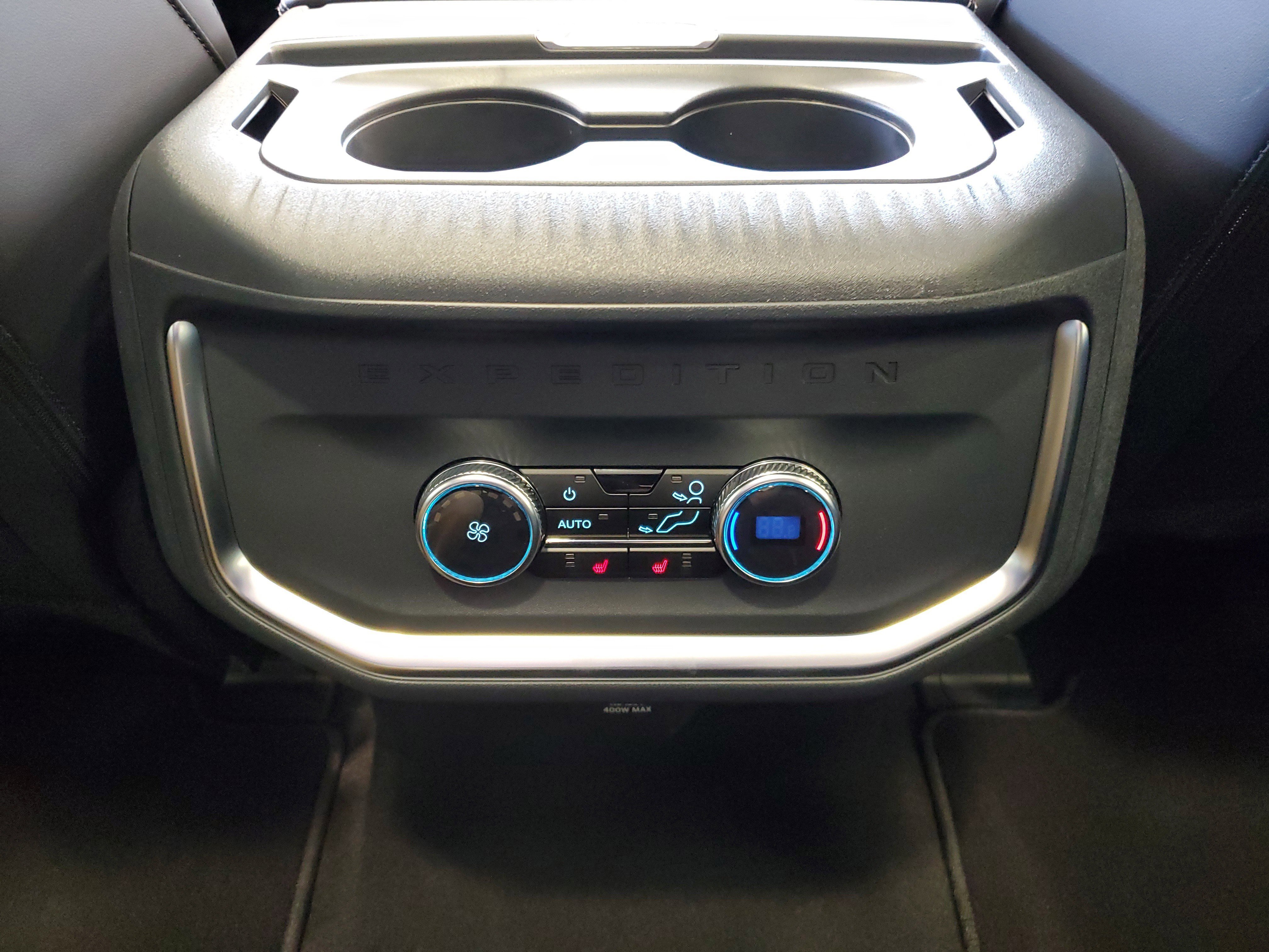 New 2025 Ford Expedition Platinum w/ Stealth Performance Package image 26