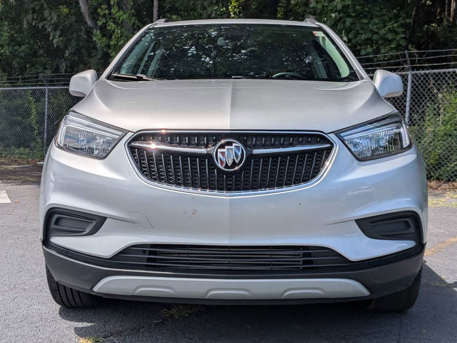 Used 2022 Buick Encore Preferred w/ Safety Package AWD/4WD image 9