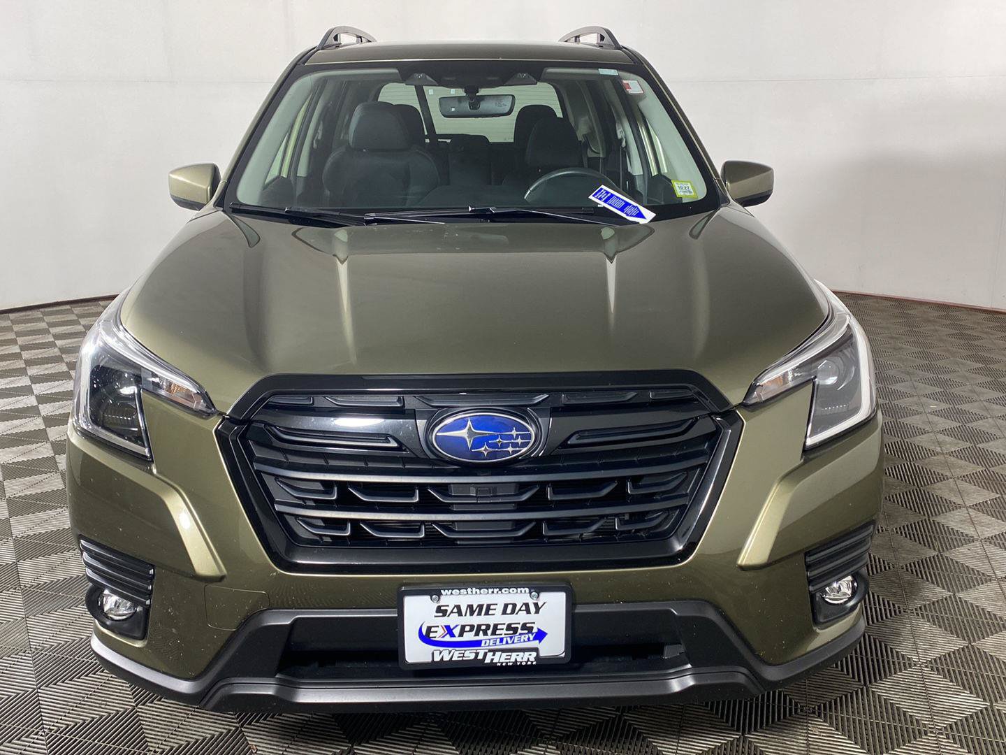 Used 2024 Subaru Forester Premium AWD/4WD image 11