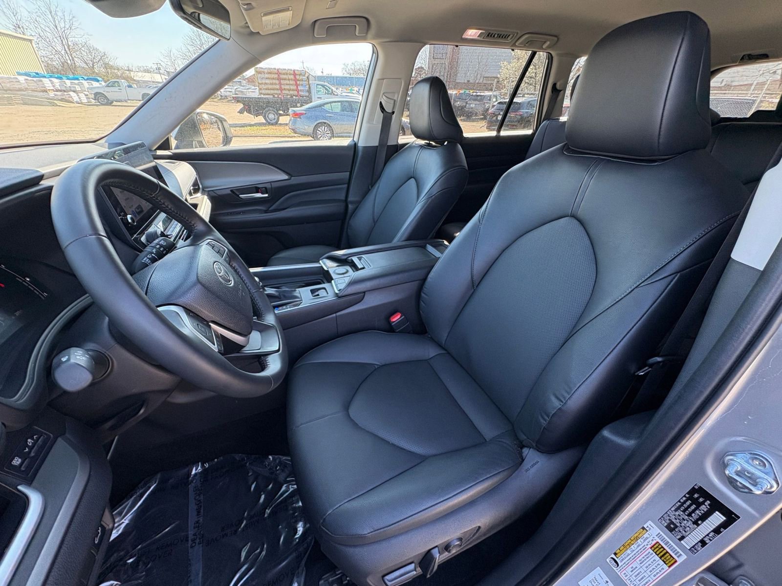 Used 2025 Toyota Grand Highlander FWD image 38