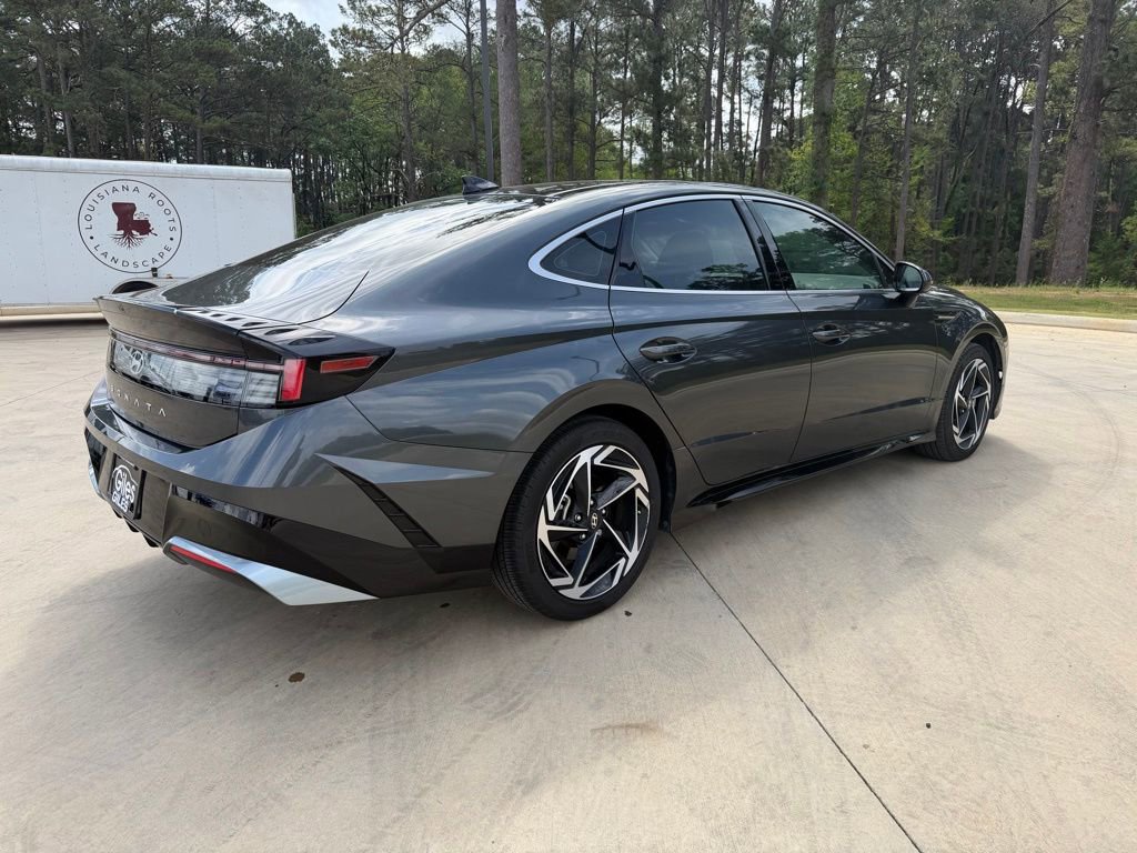 Certified 2024 Hyundai Sonata SEL w/ Convenience Package image 5