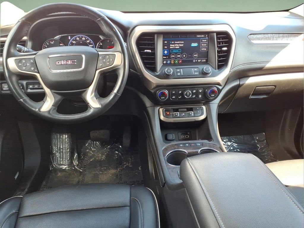 Used 2023 GMC Acadia Denali w/ Denali Ultimate Package AWD/4WD image 9