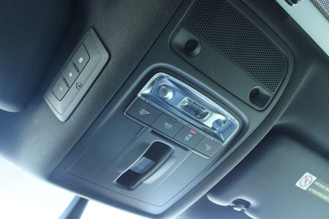 Used 2016 Audi A3 e-tron Premium w/ Audi MMI Navigation Plus image 27