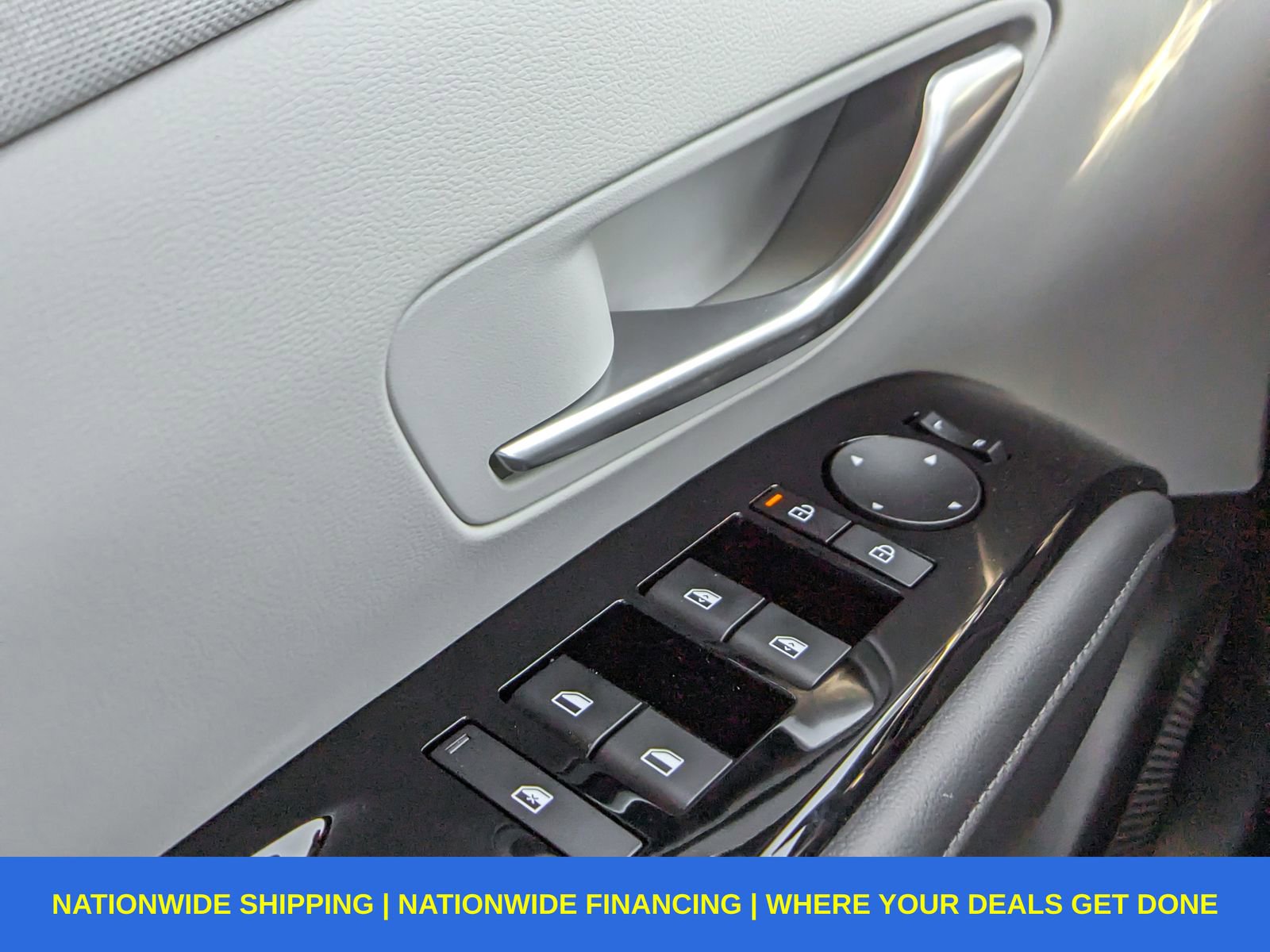 New 2025 Hyundai Tucson Limited image 38