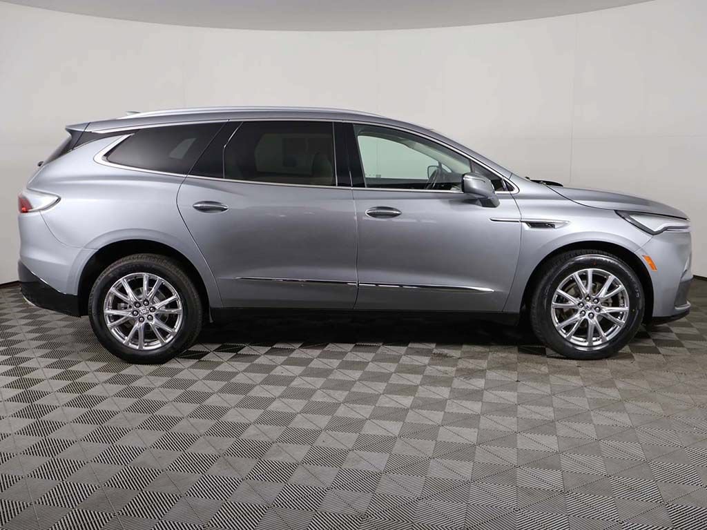 Used 2023 Buick Enclave Essence w/ Experience Buick Package AWD/4WD image 20