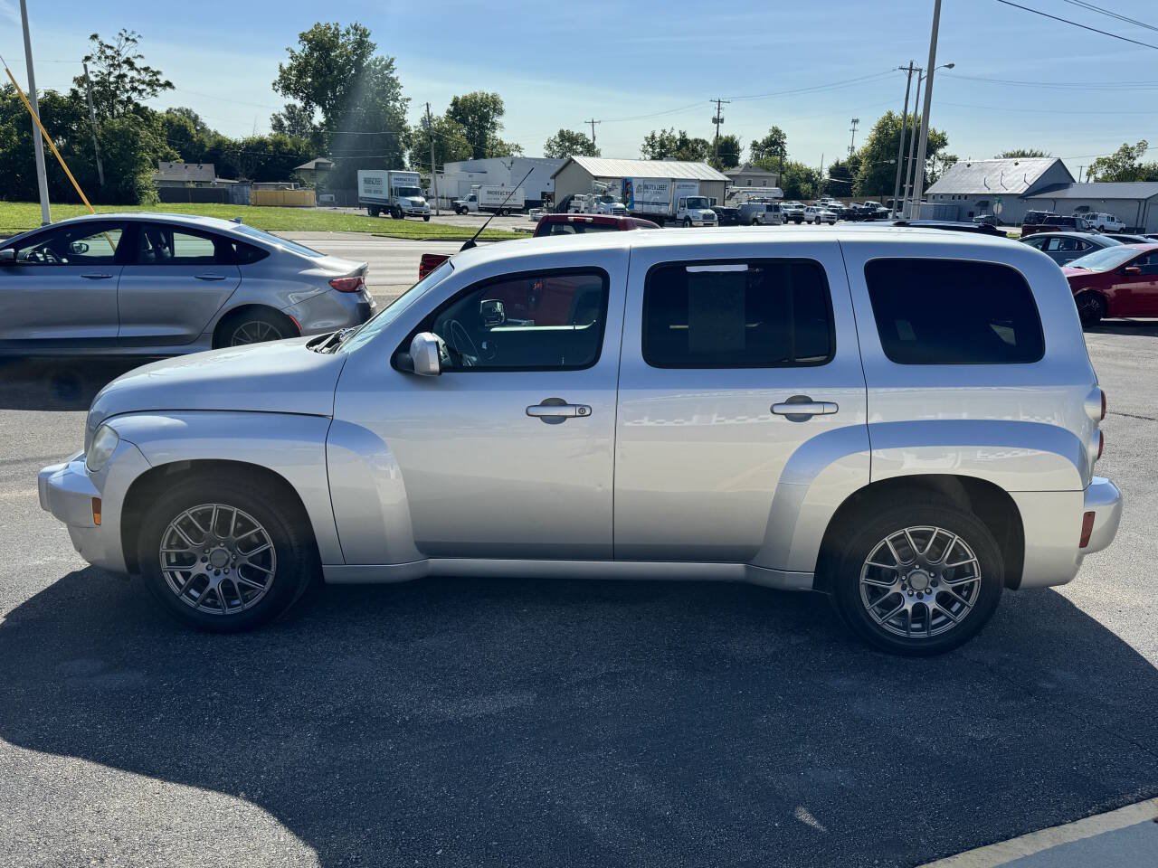 Used 2010 Chevrolet HHR LT FWD image 7