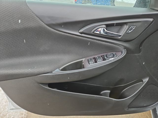 Used 2018 Chevrolet Malibu LT image 14