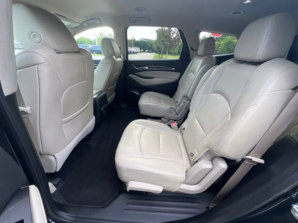 Used 2020 Buick Enclave Essence FWD image 19