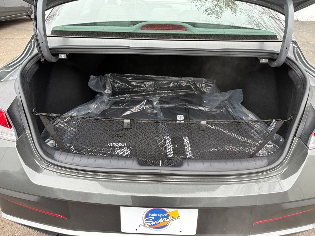 Used 2026 Hyundai Elantra Sport image 26