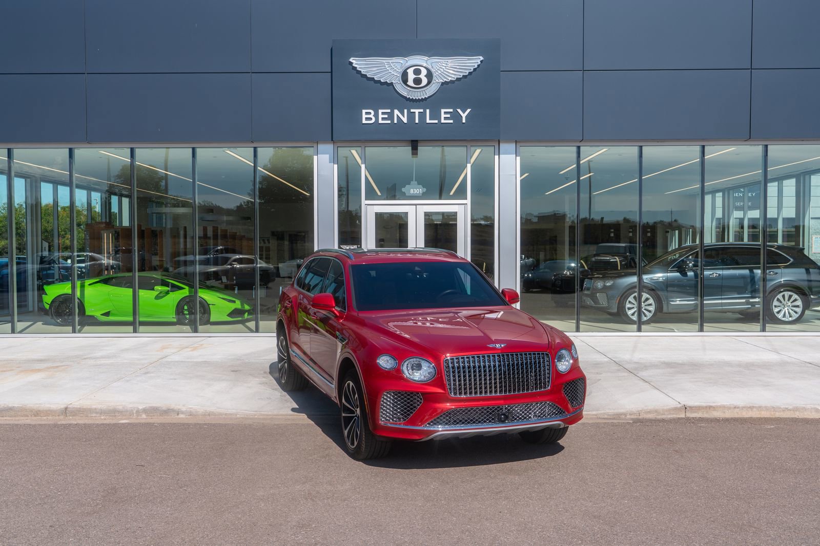 Certified 2024 Bentley Bentayga Extended Wheelbase image 1